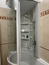 Vasca da bagno ALBATROS usata in ottimo stato. 