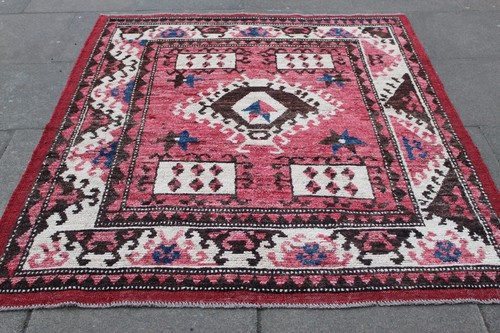 Tappeto vintage tradizionale