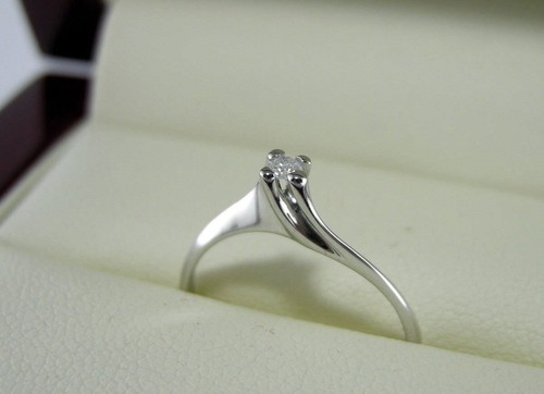 Anello solitario oro bianco - , 18