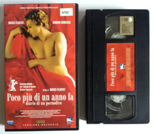 Vhs Poco Piu'Di Un Anno Fa Film Ita Commedia Marco Filiberti Ex Noleggio (V198)°