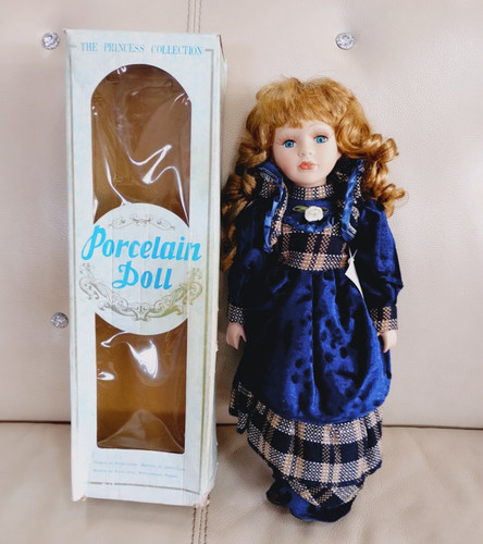 Bambola porcellana - bambola,
