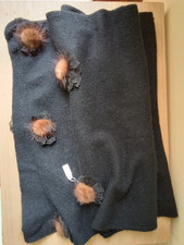 Sciarpa nera con inserti in