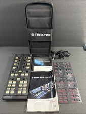Native Instruments TRAKTOR CONTROL X1 MK1 DJ Controller Mixer Effetto Looper