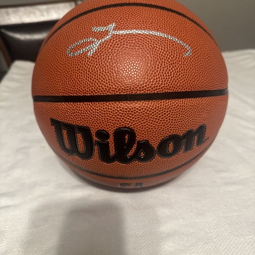 Allen iverson signed wilson - allen,