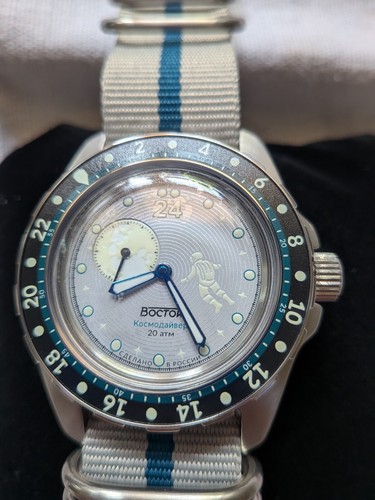 Vostok amphibia moon dude - moon,
