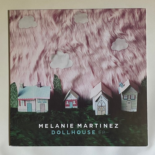 Melanie martinez dollhouse - martinez,