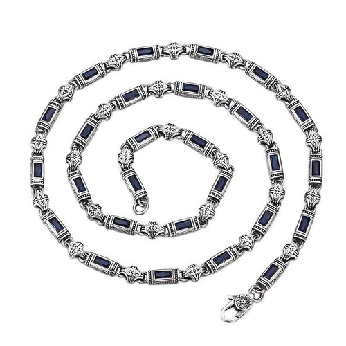 Collana girocollo uomo vintage