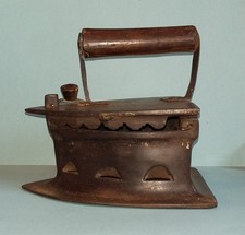 Vecchio Ferro da Stiro in