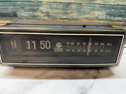 Sveglia radio vintage - radio,