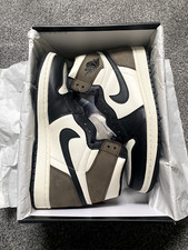 Air Jordan 1 Retro High OG 'Dark Mocha' | UK9.5