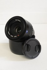 Zeiss Touit 32mm f/1.8 -
