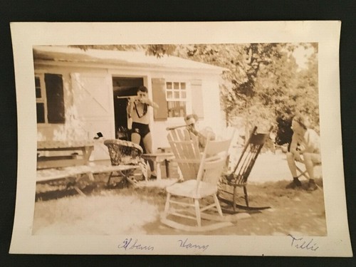 Foto vintage insolita amici - 2,