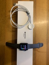 Apple Watch Series 3 38mm Cassa Grigio Siderale in Alluminio, Cinturino in...