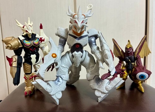 Ultra monster galactron - ultra,