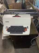 Macchina Da Scrivere Facit Funzionante Ma Da Lubrificare