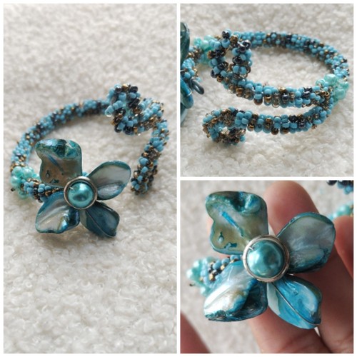 Bracciale aperto filo - , perline