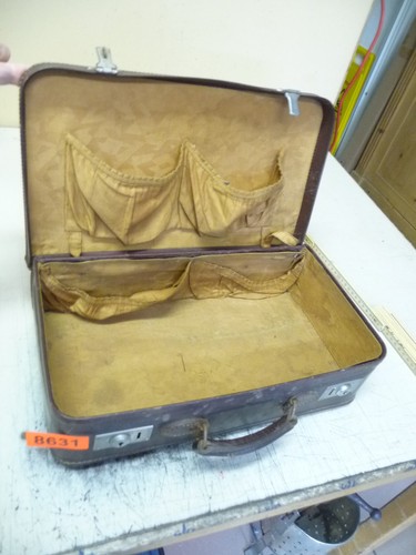 8631 vecchia valigia - ,