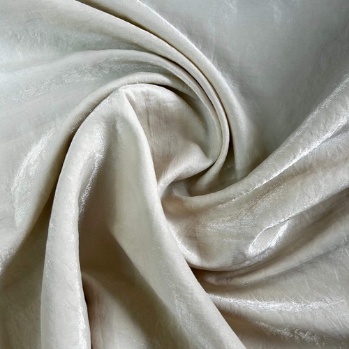 Materiale sartoriale raso