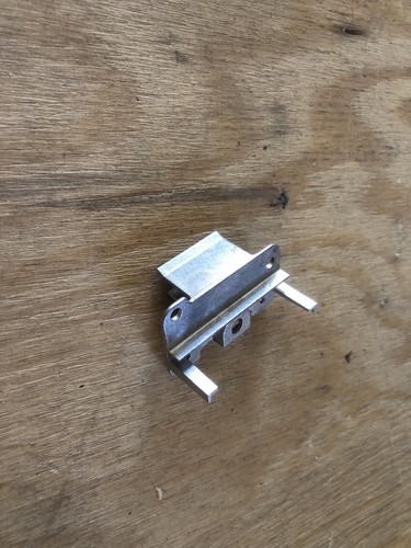Kit staffe fissaggio oblo - staffe,