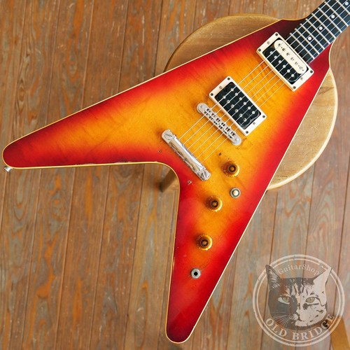 Gibson flying the - gibson, v
