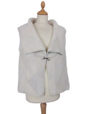 Gilet corto bianco in Toscana