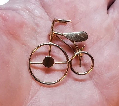 Spilla filo spilla bicicletta