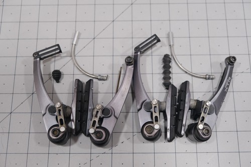 Set freni v - set, a