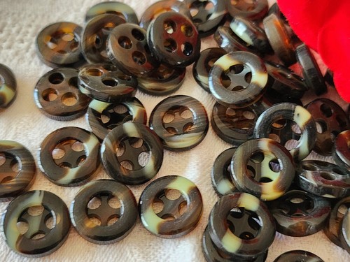 Lot boutons vintage marron - lot,