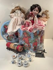 Lotto Bambole giochi vintage in scatola di latta