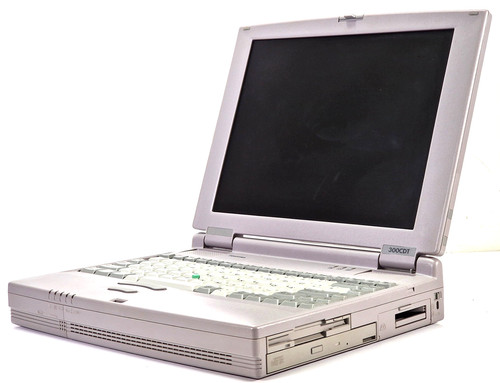 Toshiba satellite 300cdt - toshiba,