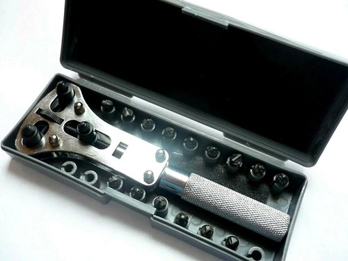 Apertura cassa orologi - cassa,