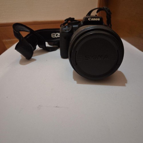 Canon eos kiss digital - kiss,