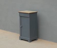 Mobiletto comodino ad un'anta