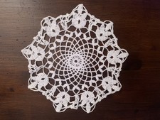 Centrino vintage realizzato a