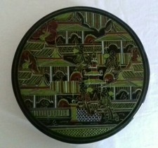 Grande scatola antica laccata