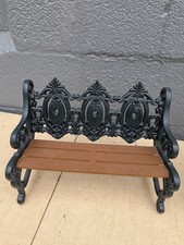 BURWOOD 1988 Homco 2914