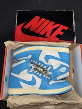 Nike Air Jordan 1 UNC