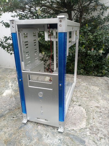 Custodia computer desktop