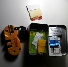 kit di emergenza o per survival con affilatore Smith's a ben 6 funzioni