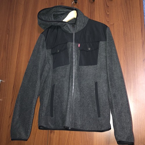 Levi medium rare - rare, zip