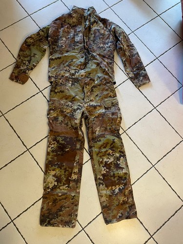 Divisa mimetica militare - mimetica,