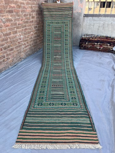 Tappeto vintage raro tessuto