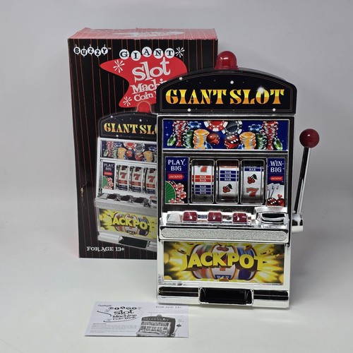 Buzzy giant slot machine coin - machine,