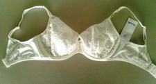 Reggiseno nuovo colore bianco. Marca Chantelle. Taglia 3 FItalia, 90 F France.