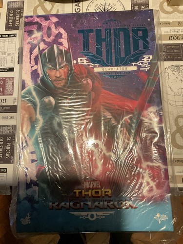 Hot toys marvel thor - hot,