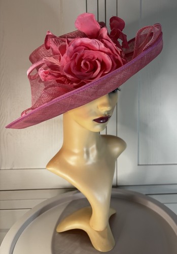 Cappello medio rosa intenso