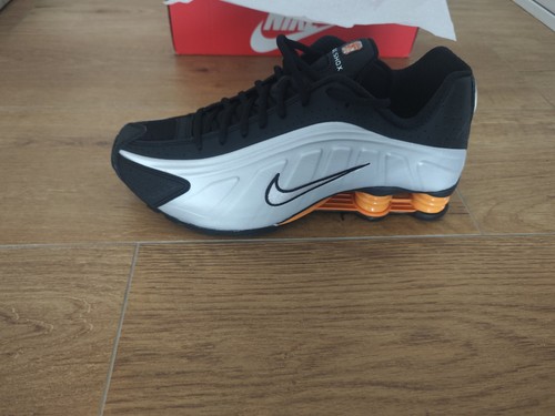 Nike shox sneakers uomo - r4,