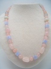 Collana con QUARZO ROSA