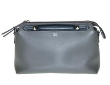 Borsa a mano media FENDI By the Way marrone x pelle nera usata dal Giappone