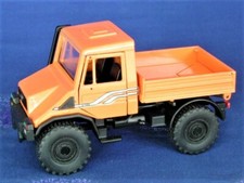 NZG 371-65 Unimog U140 Orange